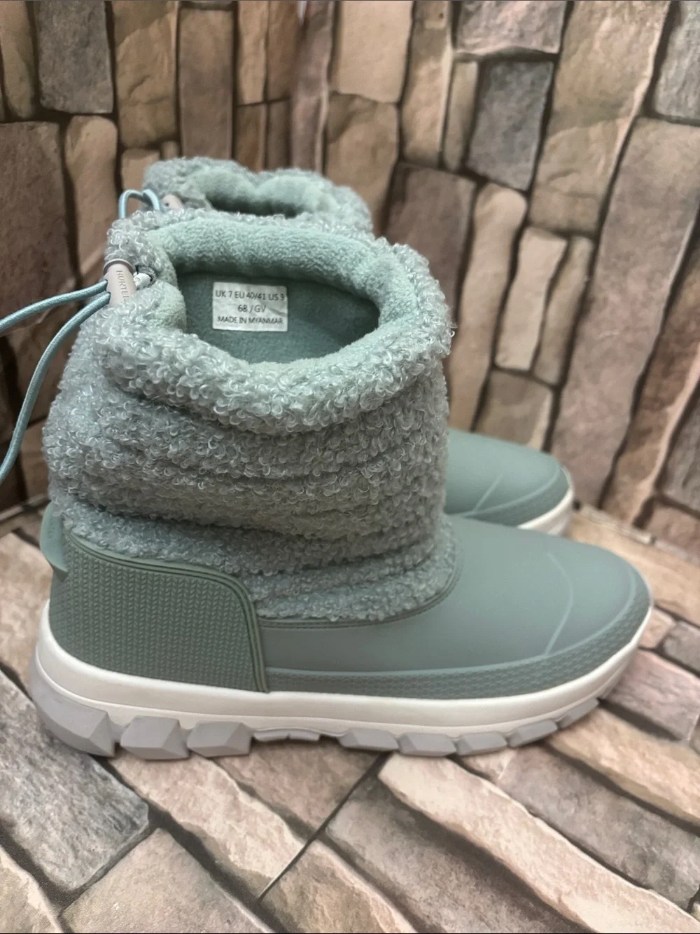 New Hunter Women's Insulated Sherpa Short Snow Boots Sz 9